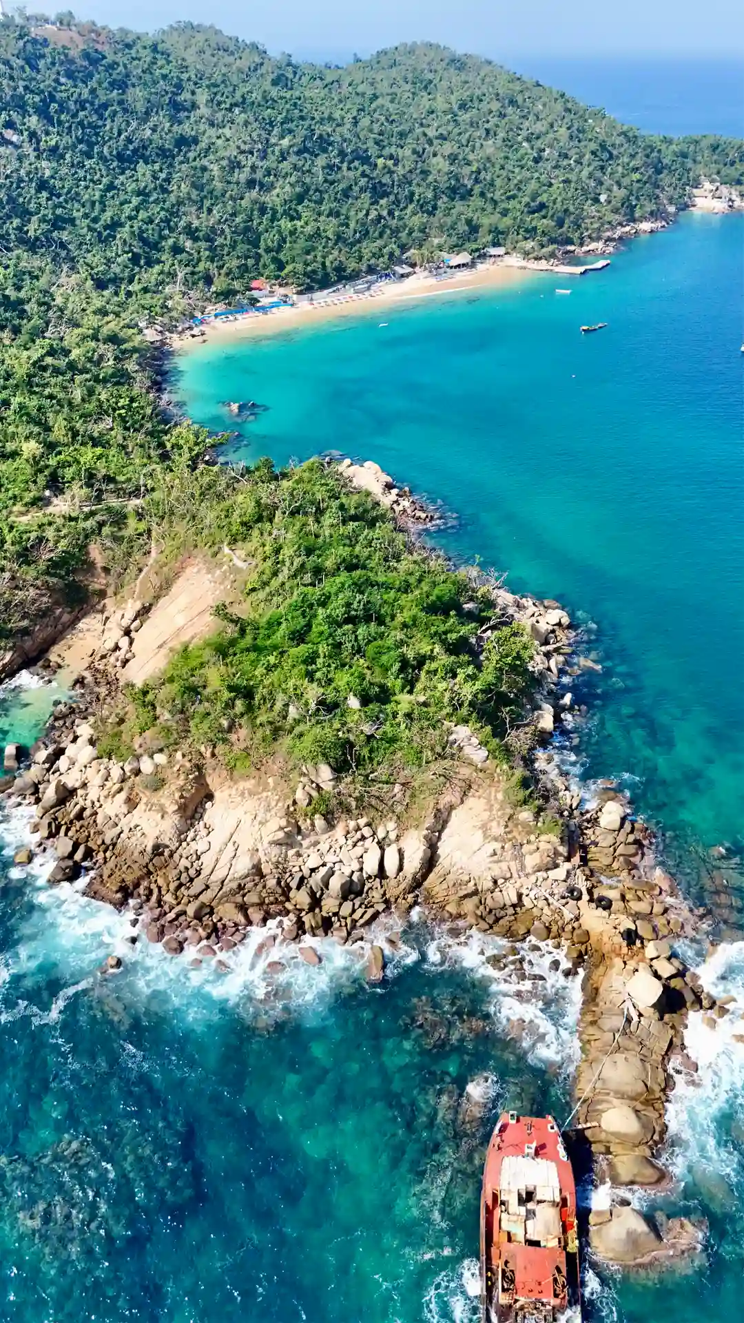 Vista aérea de isla la roqueta Acapulco.